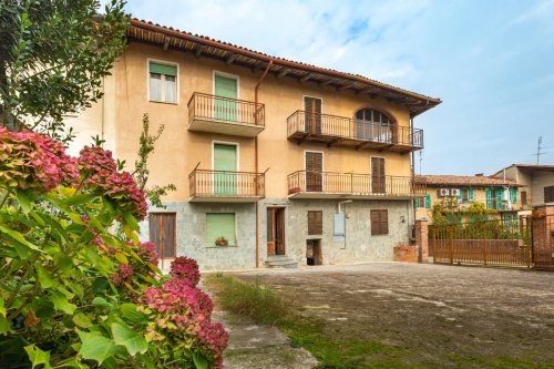 Casa geminada em Tonco