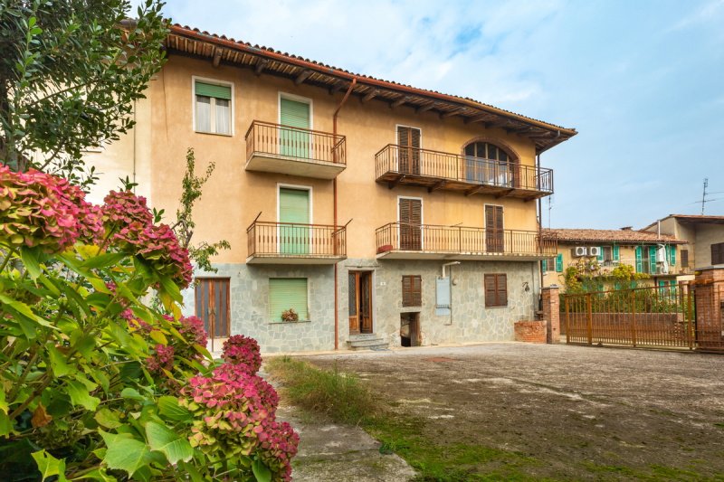 Casa geminada em Tonco