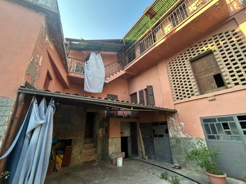 Casa geminada em Portacomaro