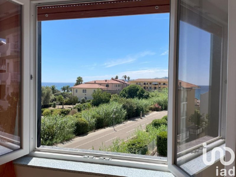 Wohnung in Santo Stefano al Mare