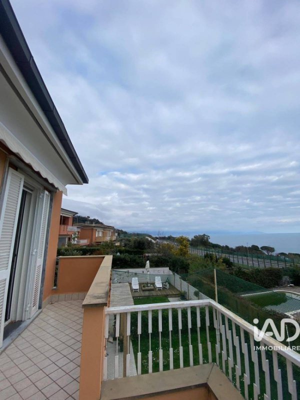 Apartment in Varazze