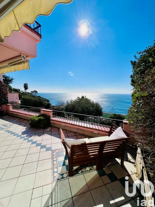 Apartamento em Arenzano