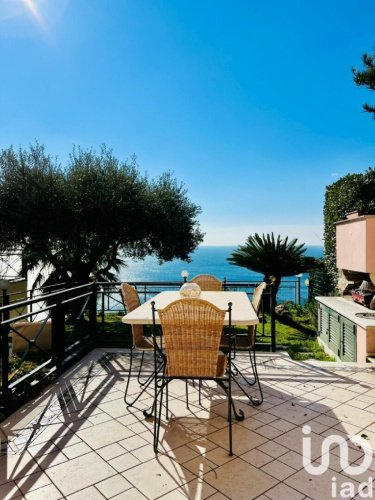 Appartamento a Arenzano