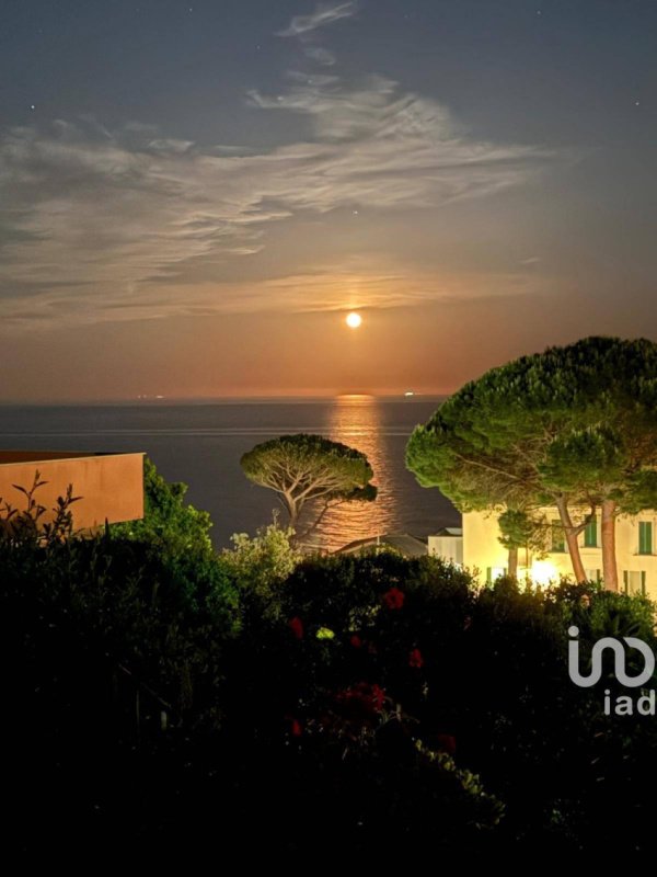 Apartamento em Arenzano