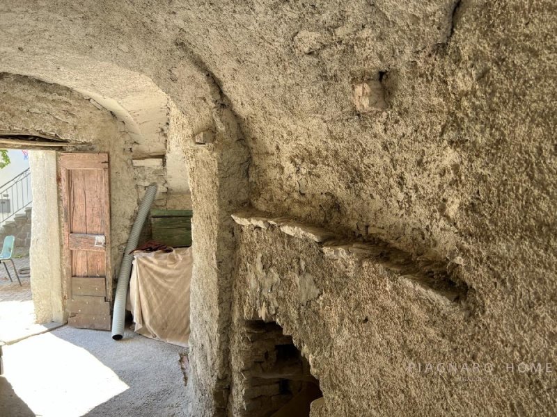 House in Pontremoli