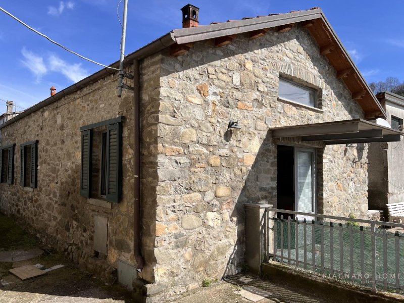 Maison individuelle à Filattiera