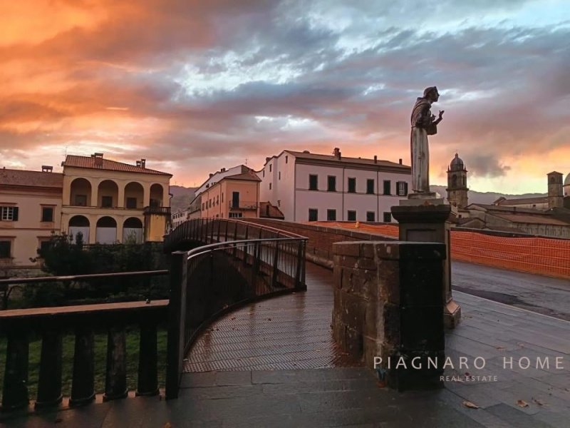 Apartamento em Pontremoli