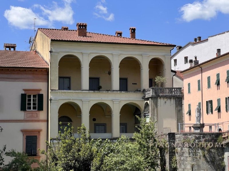 Apartamento en Pontremoli