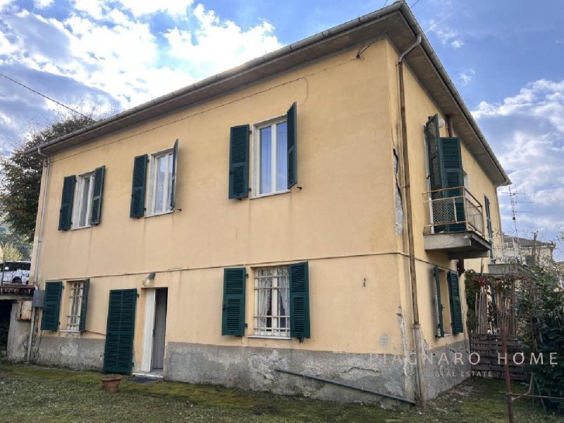 Doppelhaushälfte in Pontremoli