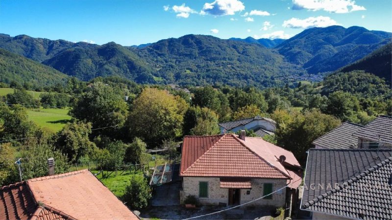 Villa i Zeri