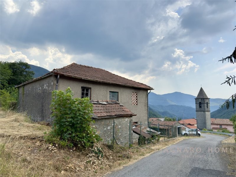 House in Pontremoli