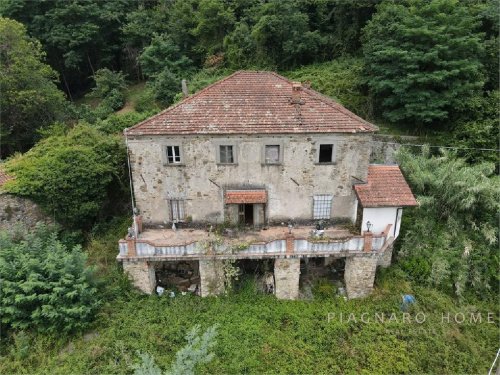 Bauernhaus in Pontremoli