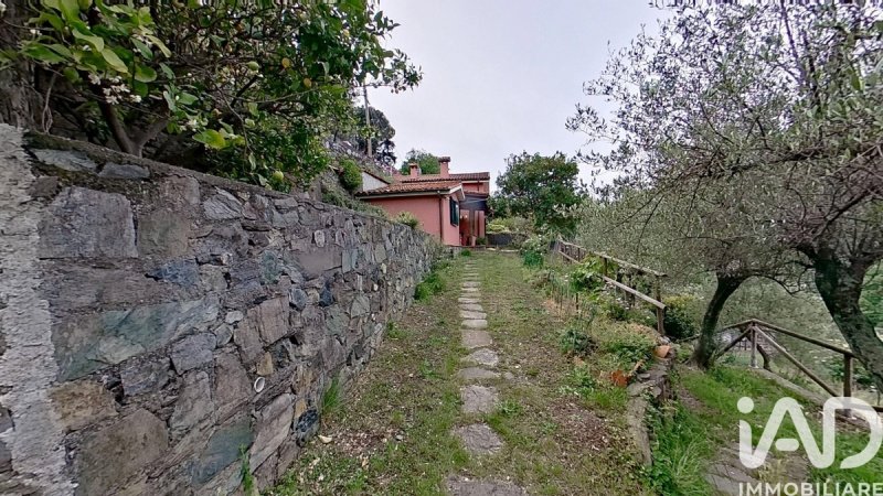 Detached house in Varazze