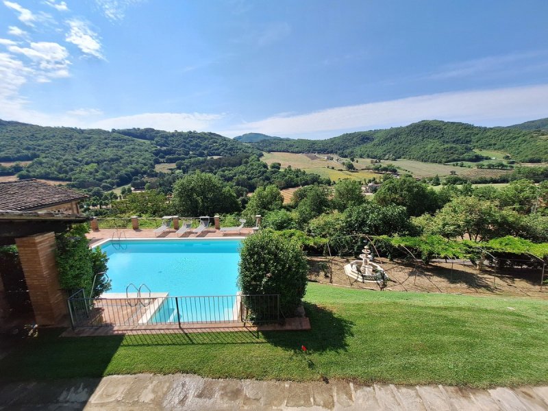 40 Bedrooms Hotel for sale in Città Di Castello [801773] | Gate-away®