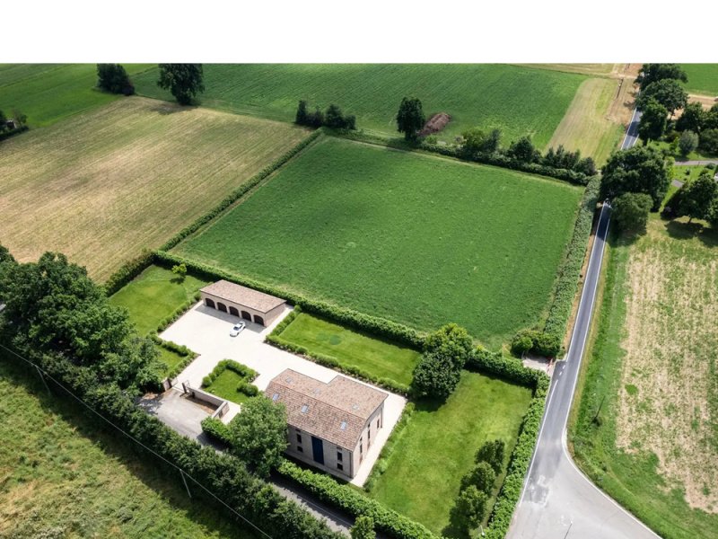 Villa a Reggio nell'Emilia