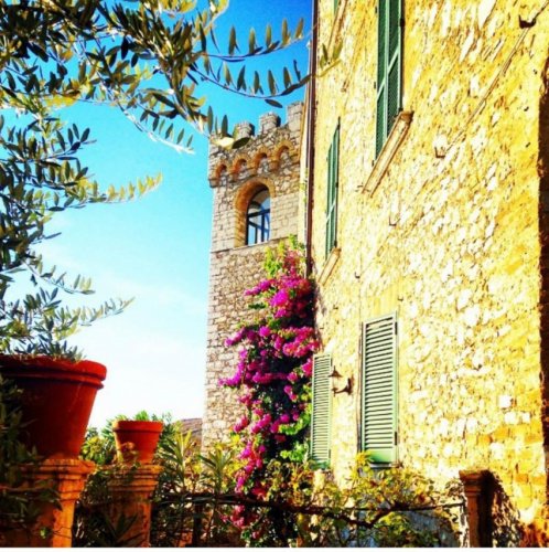 Historisk lägenhet i Montecchio