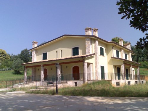 Villa à Isola del Liri