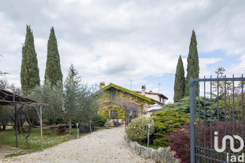 斯坎德里利亚别墅