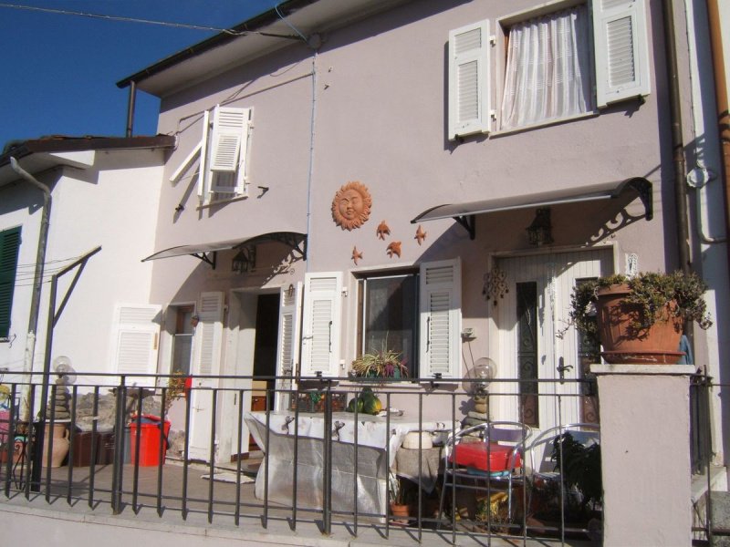 Doppelhaushälfte in Casola in Lunigiana
