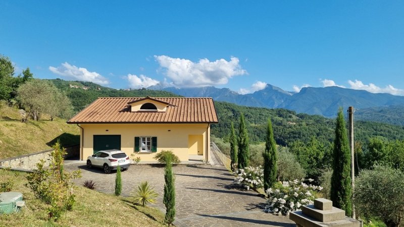 Detached house in Fivizzano