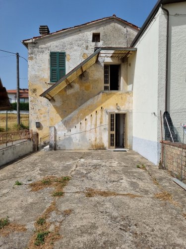 Casa semi-independiente en Licciana Nardi