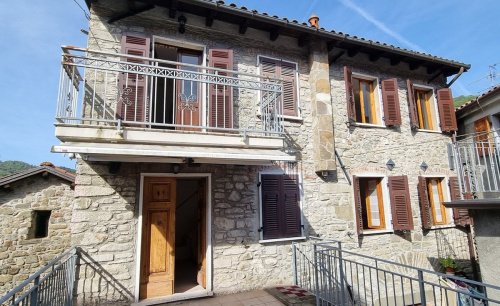 Half-vrijstaande woning in Casola in Lunigiana