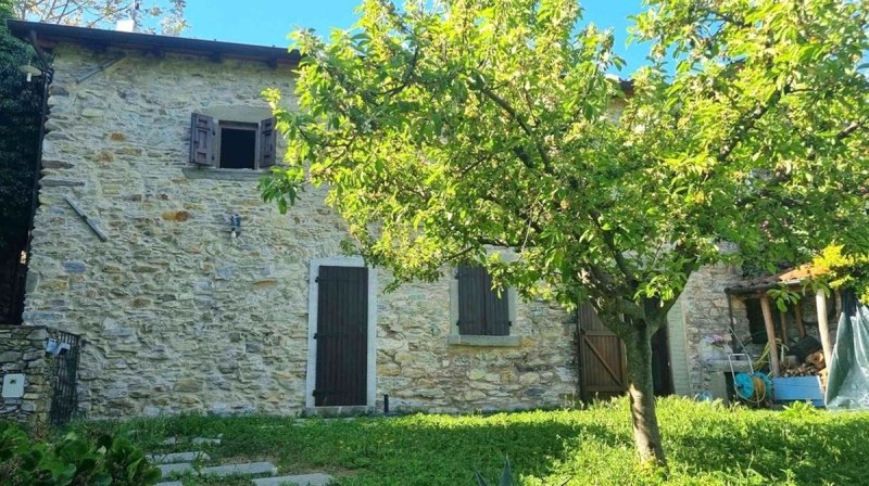 Casa di campagna a Fivizzano