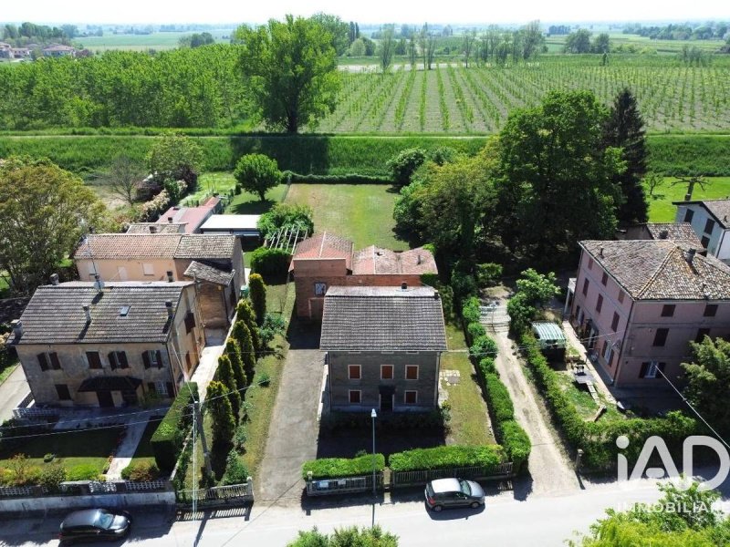 Villa in Cavezzo