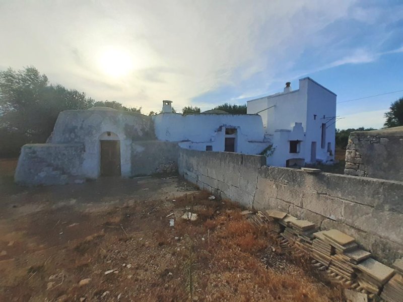 Trulli in Ostuni