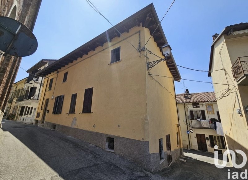 Vrijstaande woning in Frassinello Monferrato