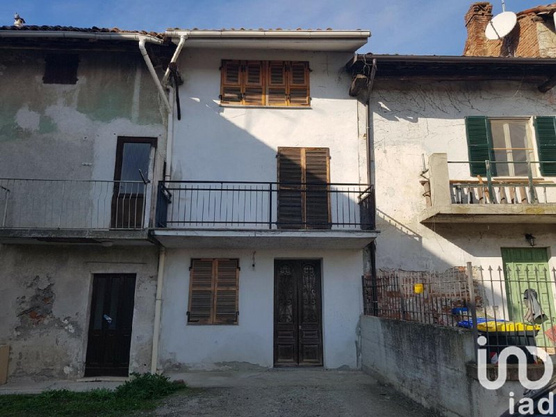 Lägenhet i Castelnuovo Bormida