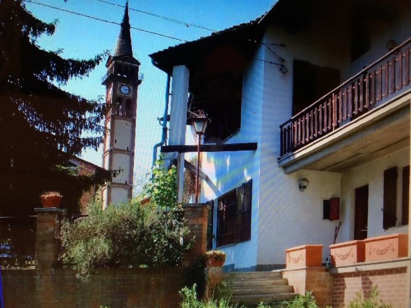 Villa a Altavilla Monferrato