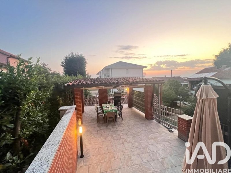 Особняк в Вальфенера