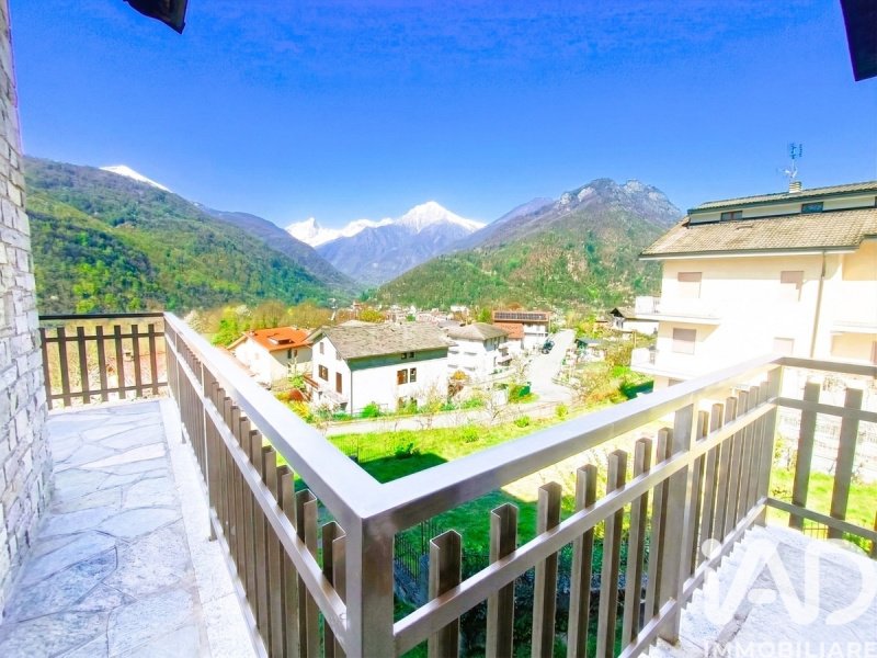 Apartamento em Ceres