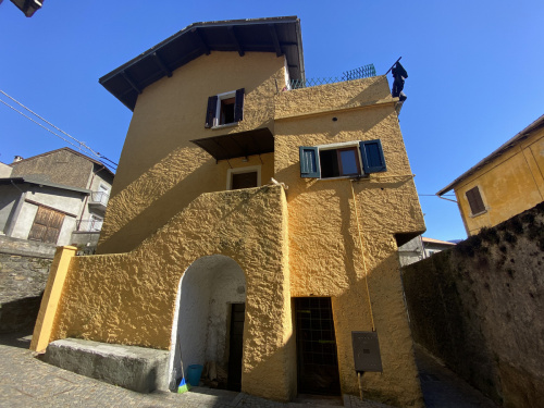 Semi-detached house in Cremia
