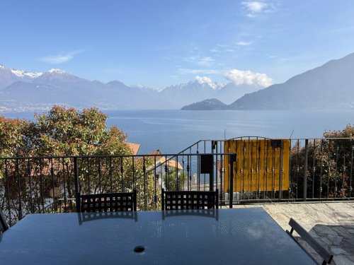 Maison jumelée à Pianello del Lario