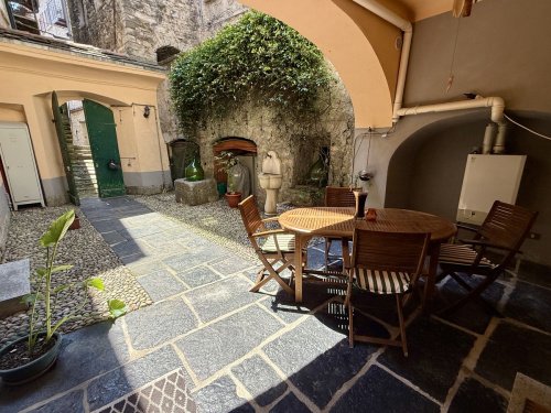Appartamento a Laglio