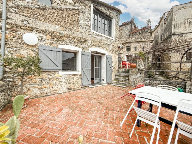 Maison à Castelvecchio di Rocca Barbena