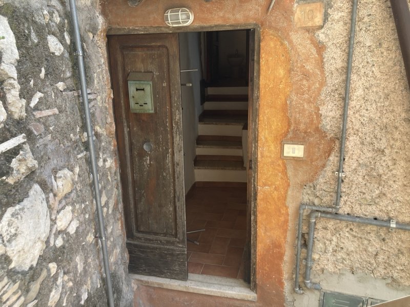 Appartamento a Olevano Romano