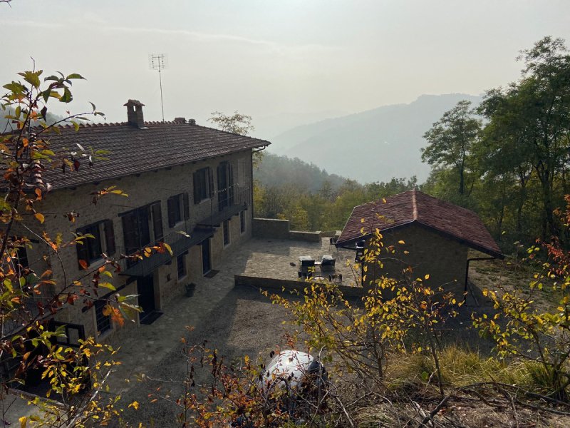 Country house in Lequio Berria