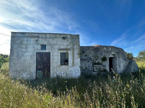 Trulli in Ostuni