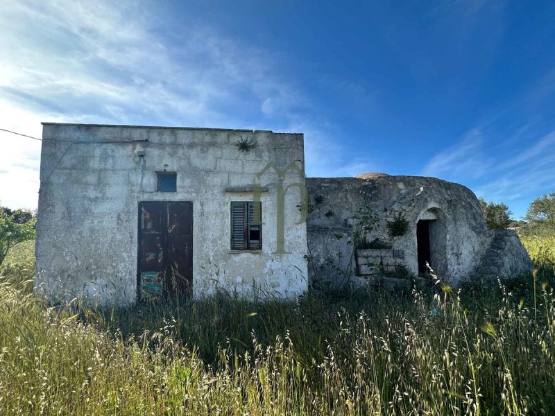 Trullo (Rundhaus) in Ostuni