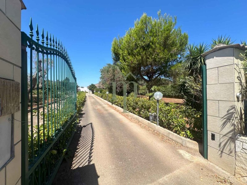 Villa a Carovigno