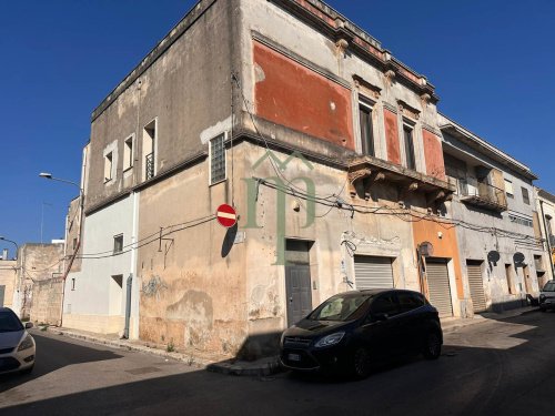 Palácio em San Vito dei Normanni