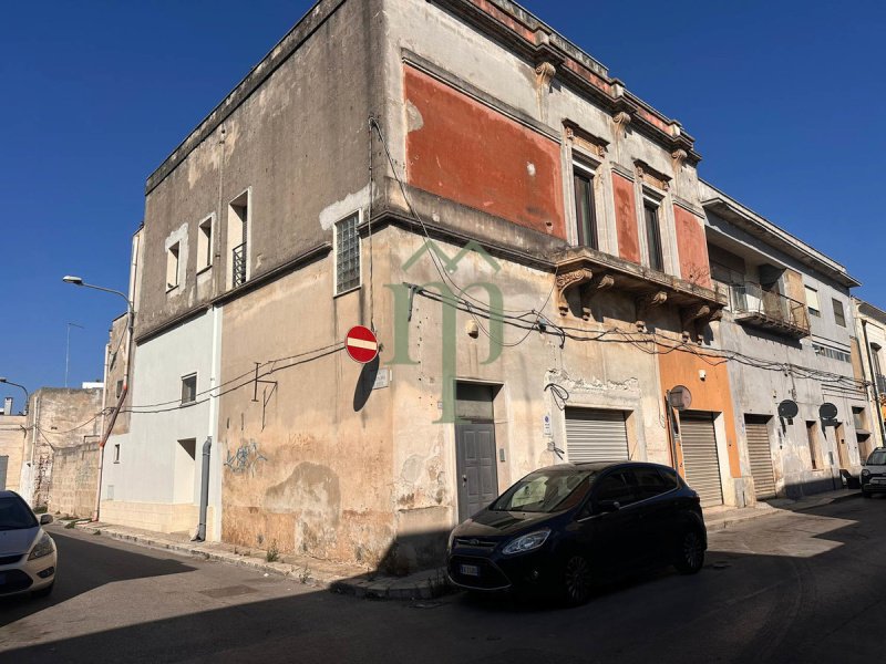 Palácio em San Vito dei Normanni