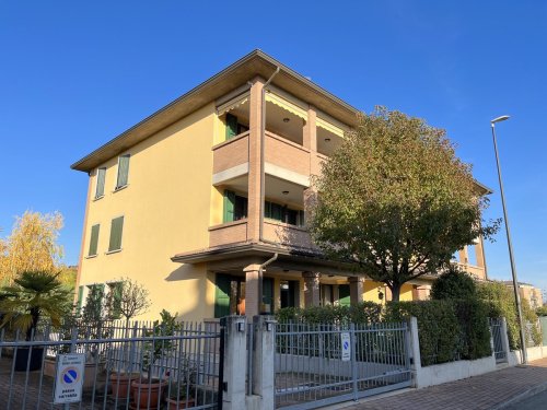 Eigenständiges Appartement in Reggio nell'Emilia