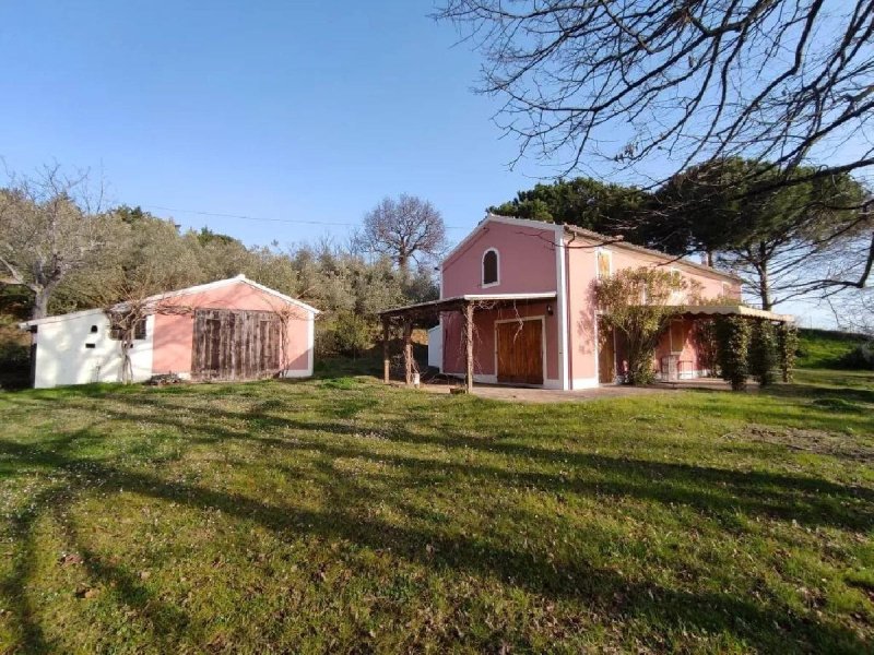Farmhouse in Fano