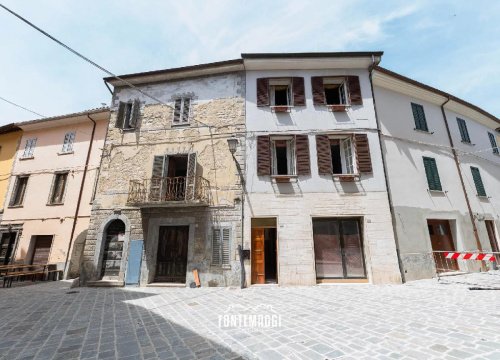 Таунхаус в Кантиано