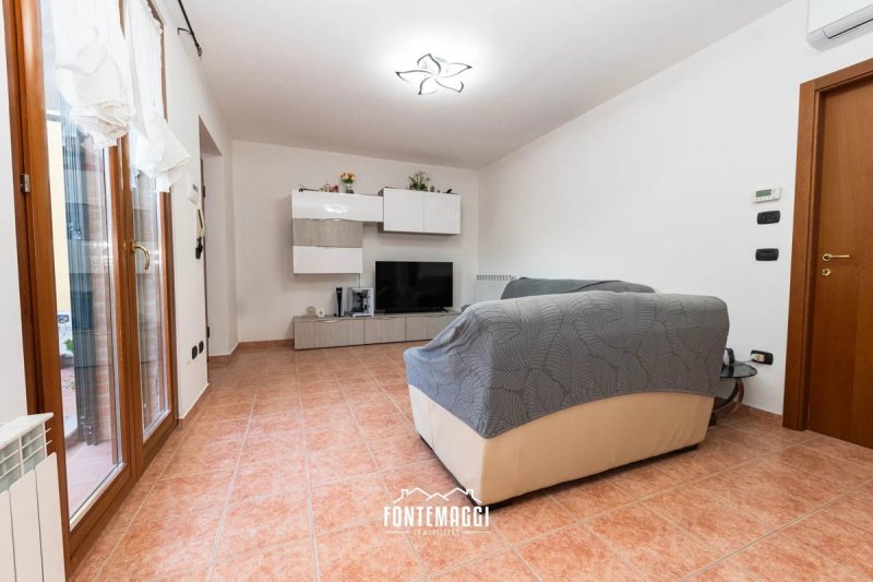 圣科斯坦佐公寓