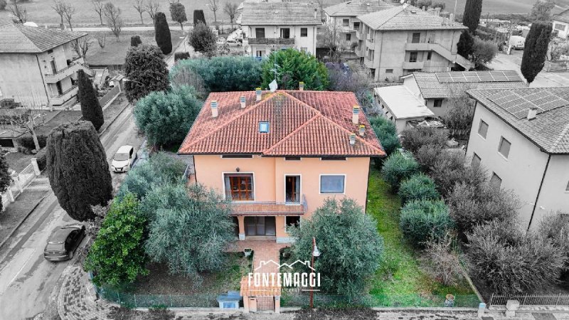 蒙泰波尔齐奥公寓